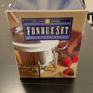 Fondue set Williams Sonoma brand new